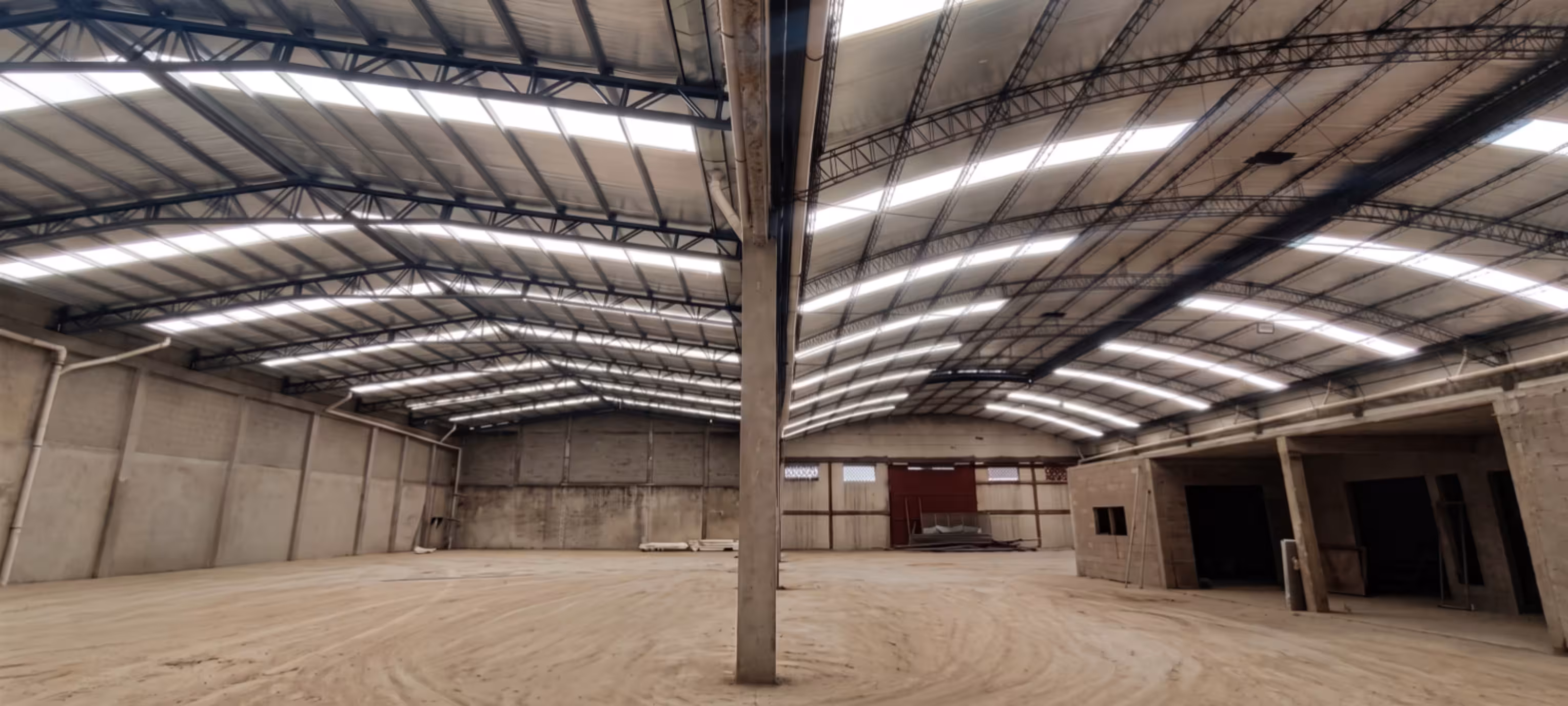 Estructura parabólica y reticulada en San Martín